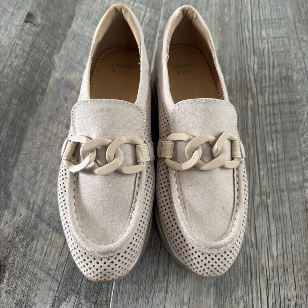 Crown & Ivy Cream Perforated platform shoe with Chain Detail
